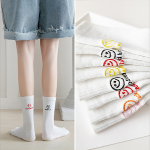 OEM ODM Crew Women smile Socks Customize Design Knitted Embroidered Cotton Spring Athletic Socks