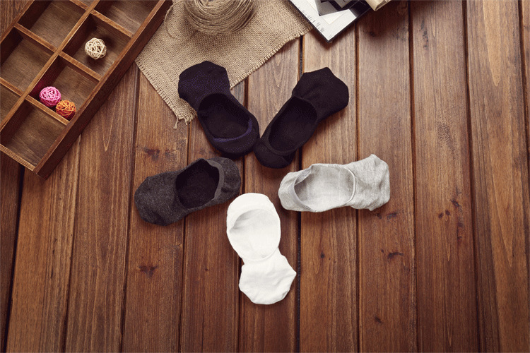Anti-bacterial custom cotton 100%cotton elastane solid color silicone non slip no show invisible socks men women